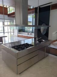 Ocean Drive (D4), Detached #555323831